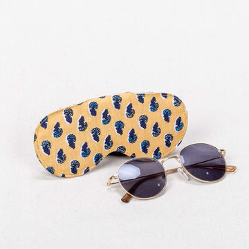 Sleek Compact Eyewear Case