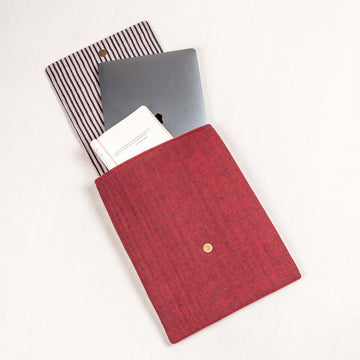 Vertical Laptop Sleeve - Maroon