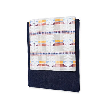 The Vertical Flap Sleeve – Subtle Geometry, Soft Strength