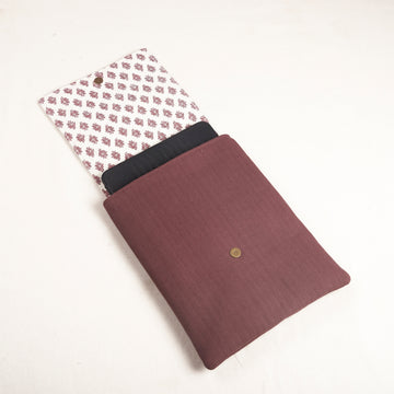 Laptop Sleeve (Vertical) - Brown