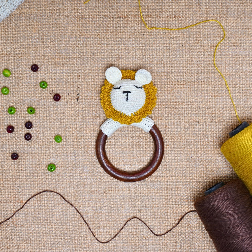 Napoleon – The Sleepy Lion Rattle