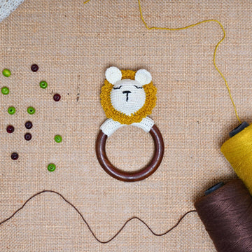 Napoleon – The Sleepy Lion Rattle