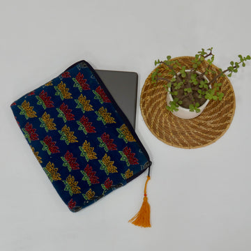 Gulbahar iPad Sleeve – Indigo Floral