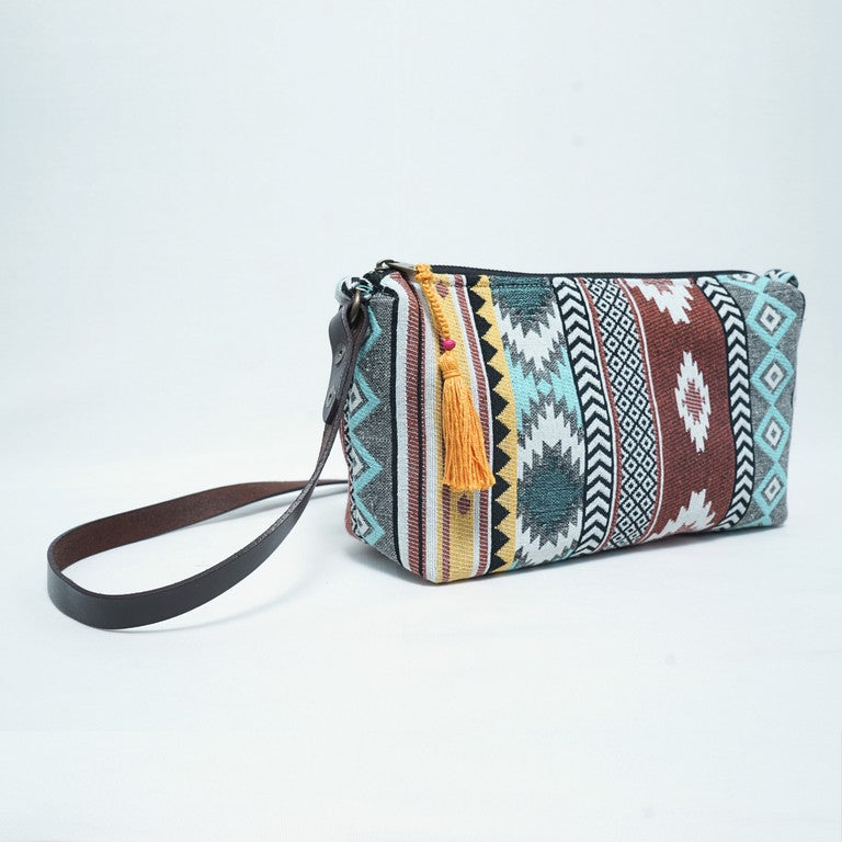 Lia Sling Bag – Nomad Muse