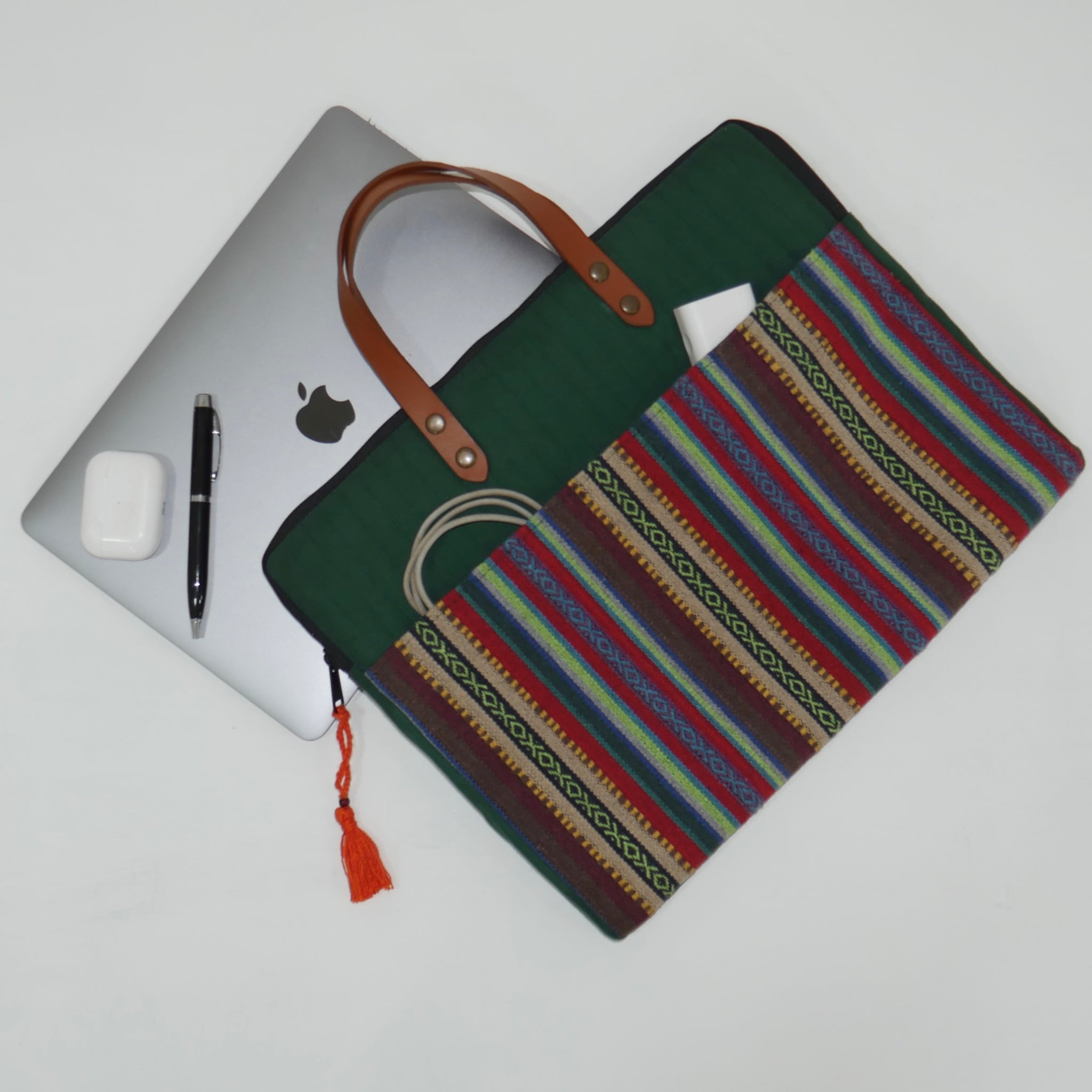 Swaran Sleeve – Forest Jacquard Zip