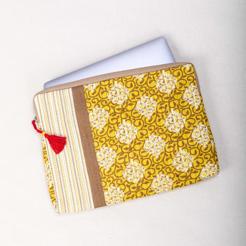 Horizontal Laptop Sleeve - Yellow Print