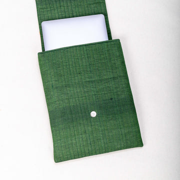 Vertical laptop Sleeve - Patch Kantha Work (Green)