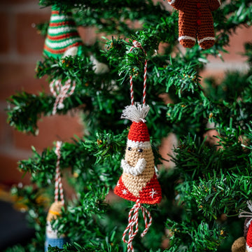 Crochet Triangle Santa